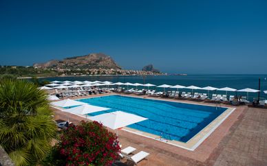 Combiné hôtels Domina Zagarella 4* et I Monasteri Golf 4*