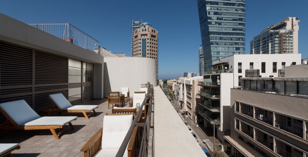 Lily & Bloom Boutique Hotel