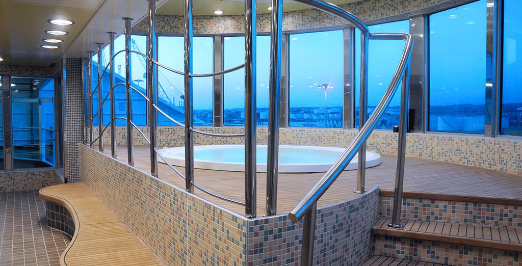 Baja Romántica 4* en barco con su coche
