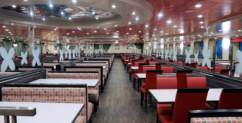 Baja Romántica 4* en barco con su coche