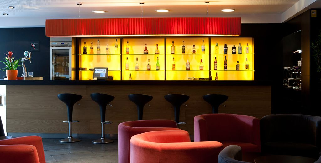 Hotel Món Sant Benet 4*