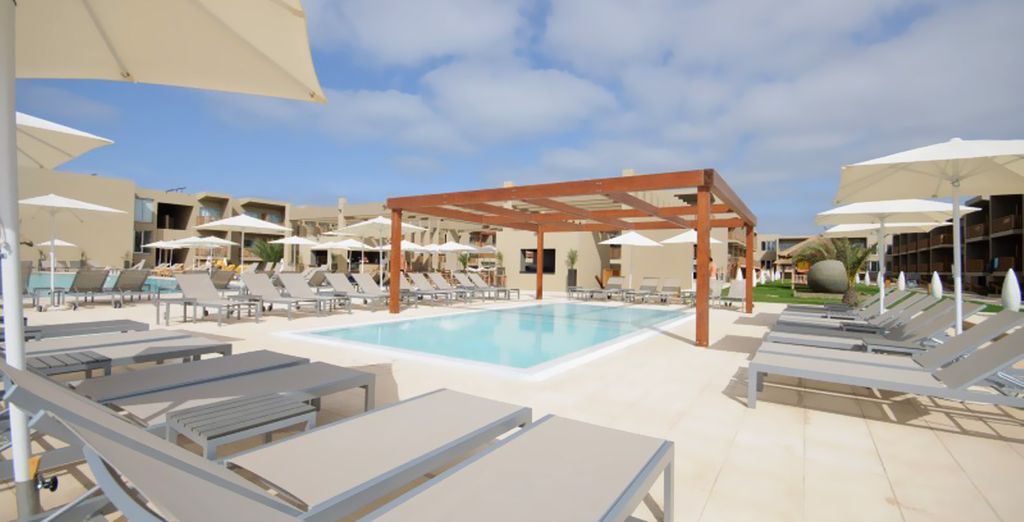Hotel Oasis Salinas Sea 5*