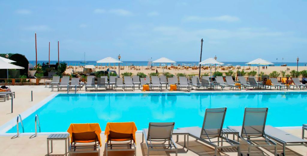 Hotel Oasis Salinas Sea 5*