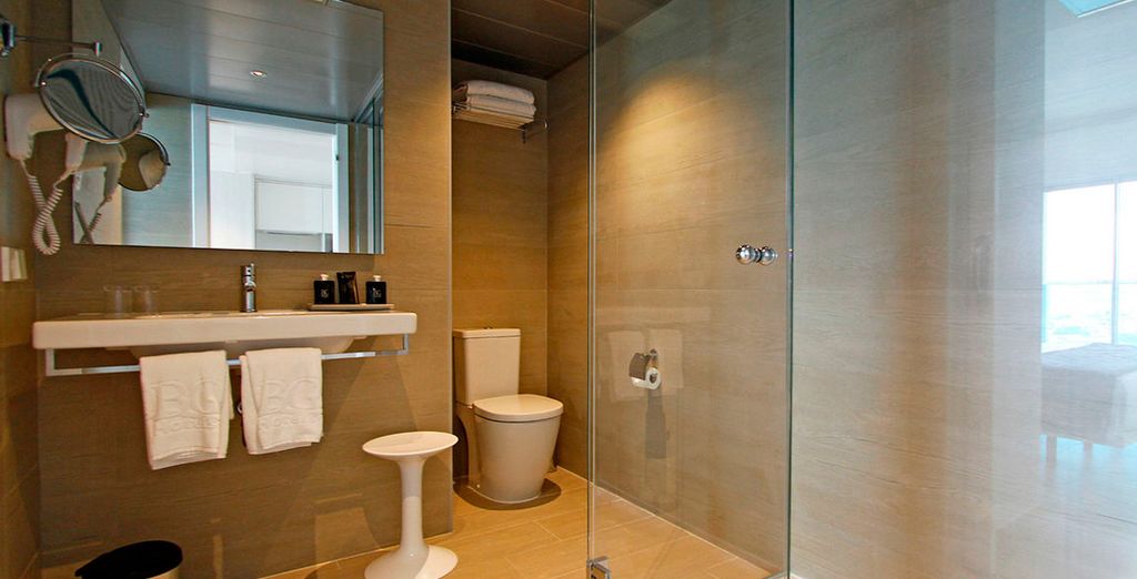 Tonga Tower Design Hotel & Suites 4*