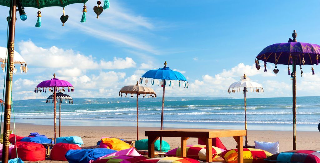  Jambuluwuk Oceano Seminyak 5* con posible preextensión en Singapur