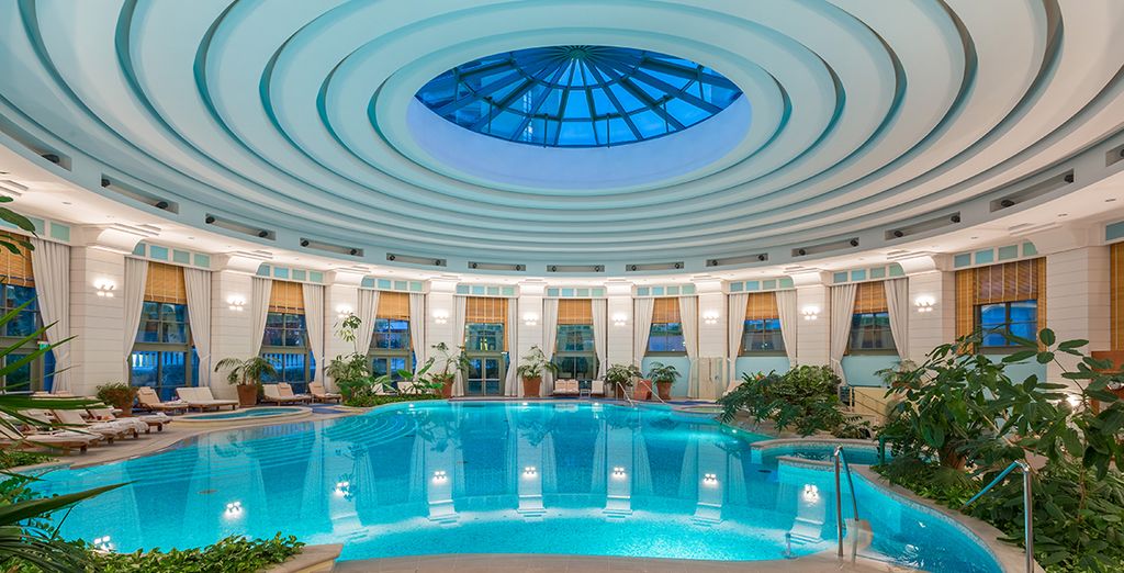 Hotel Monte Carlo Bay & Resort 4*