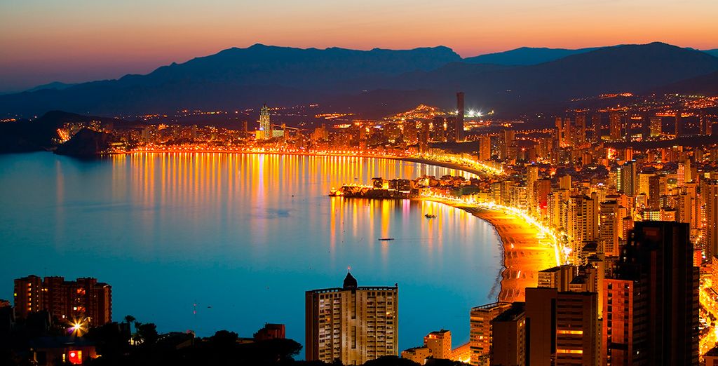 Hotel 4* en Benidorm y entrada a Terra Mítica