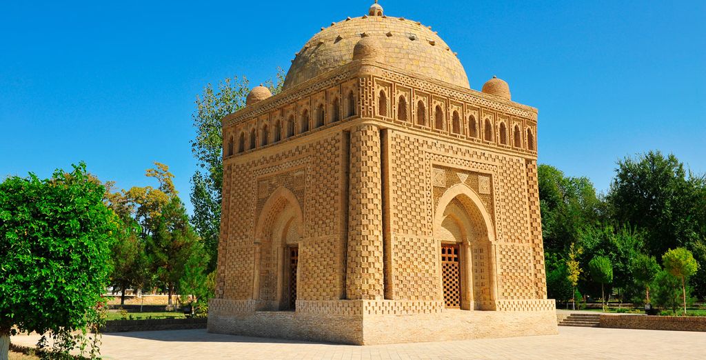 Descubre Uzbekistán en un tour privado