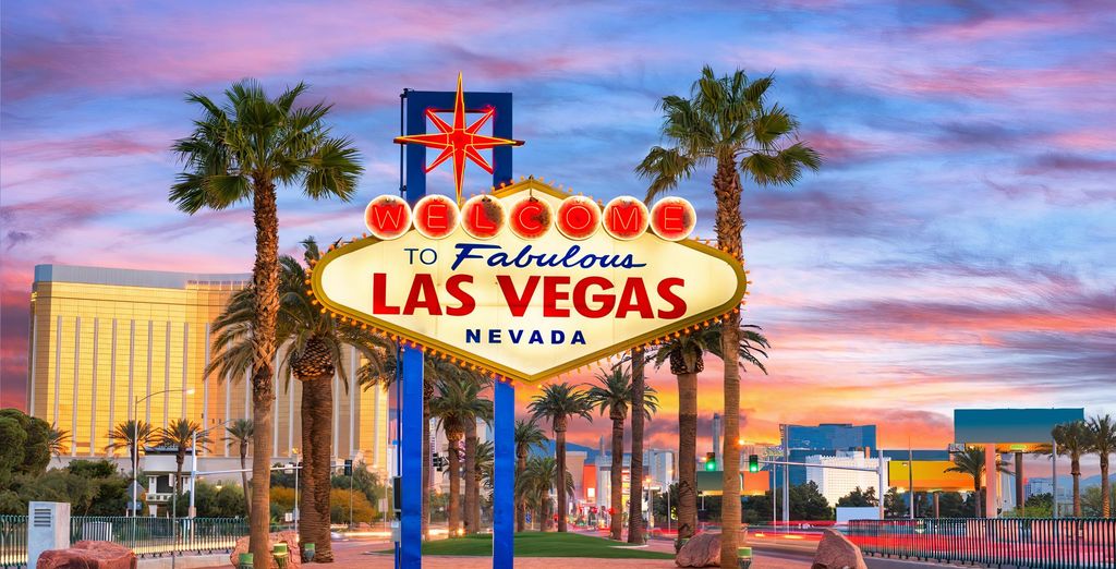 Le panneau Welcome to Fabulous Las Vegas au crépuscule, sur le Strip