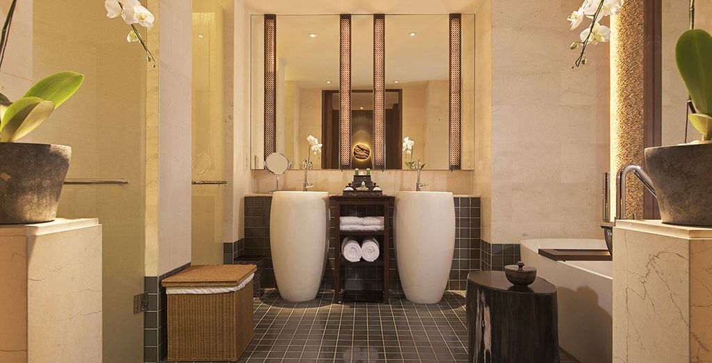 Combiné 5* Royal Tulip Visesa & Fairmont Sanur Beach avec Emirates