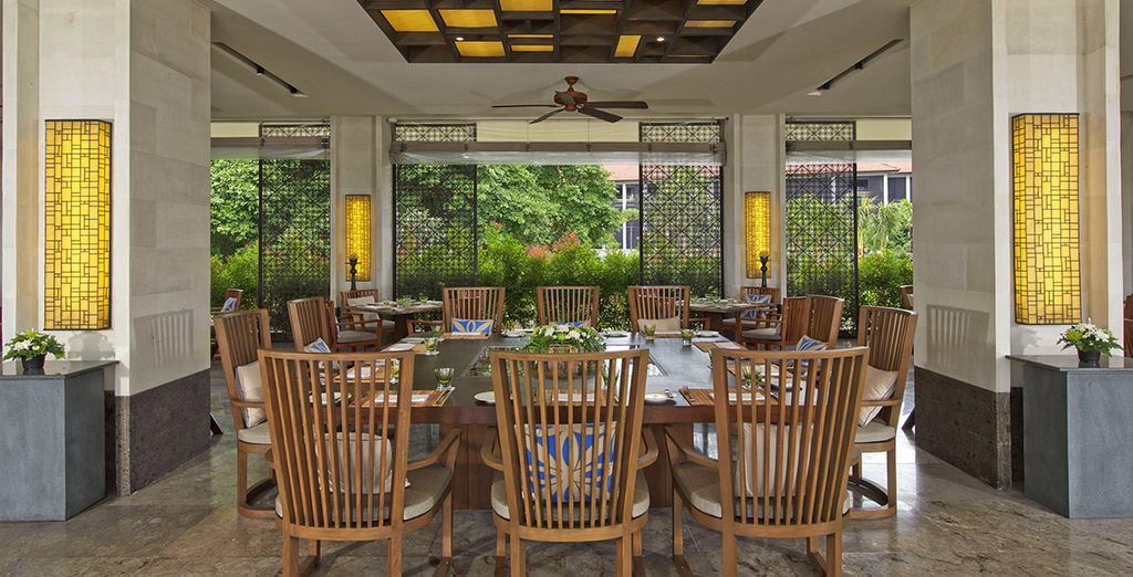 Combiné 5* Royal Tulip Visesa & Fairmont Sanur Beach avec Emirates