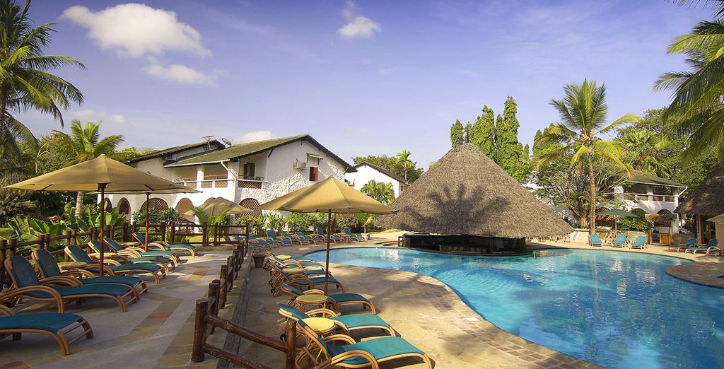 Hôtel Pinewood Beach Resort & Spa 4*