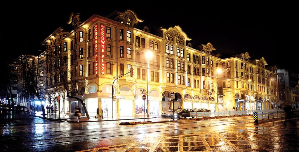 Crowne Plaza Old City Istanbul 5*