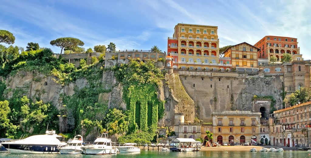 Grand Hotel Capodimonte 4*