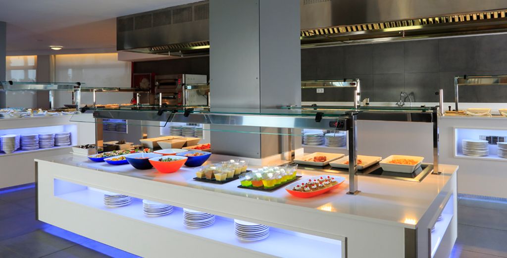 Hotel Estival Centurion 4*