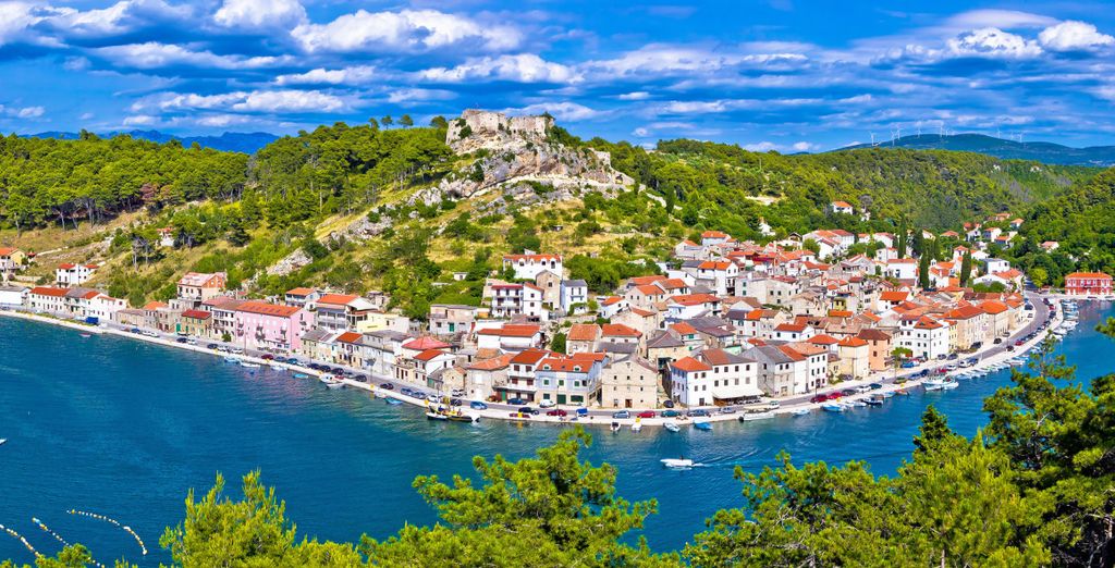 Nautica Marina & Hotel 4*