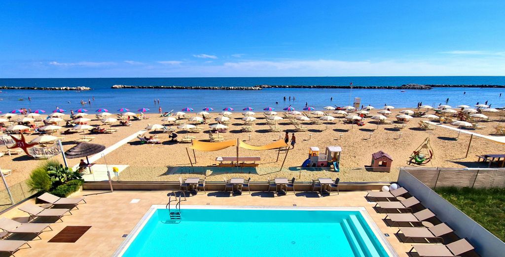 You & Me Beach Hotel - Adults Only