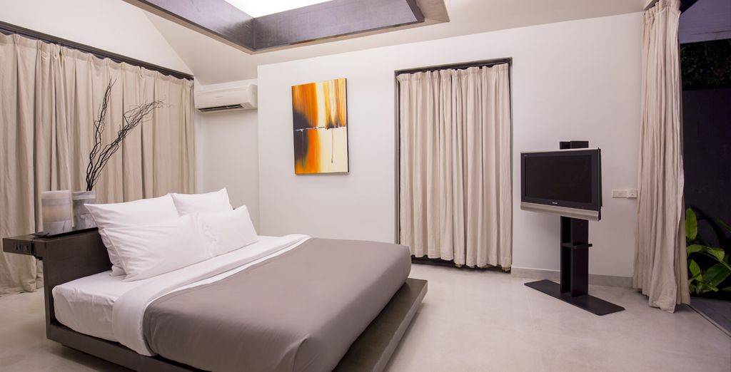 Galleria 12 Bangkok Hotel by Compass Hospitality 4* + X2 Koh Samui Resort 5*