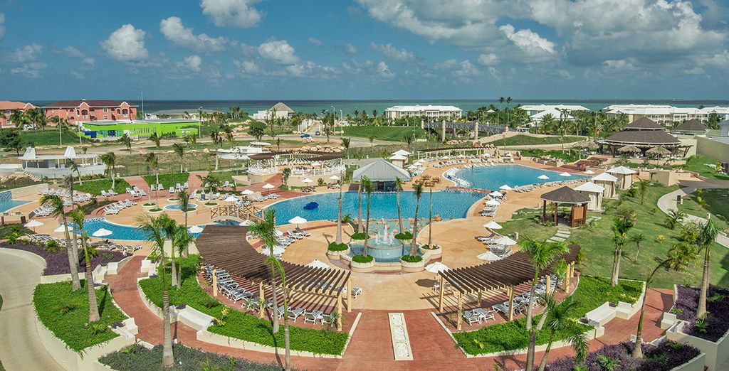 H10 Panorama Hotel 4* + Meliá Marina Varadero 5*