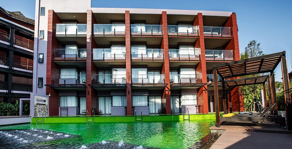 GLOW Pratunam Bangkok 4* + Krabi La Playa Resort 4*