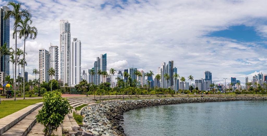 Crowne Plaza Panama City 4* + The Westin Playa Bonita Panama 4*