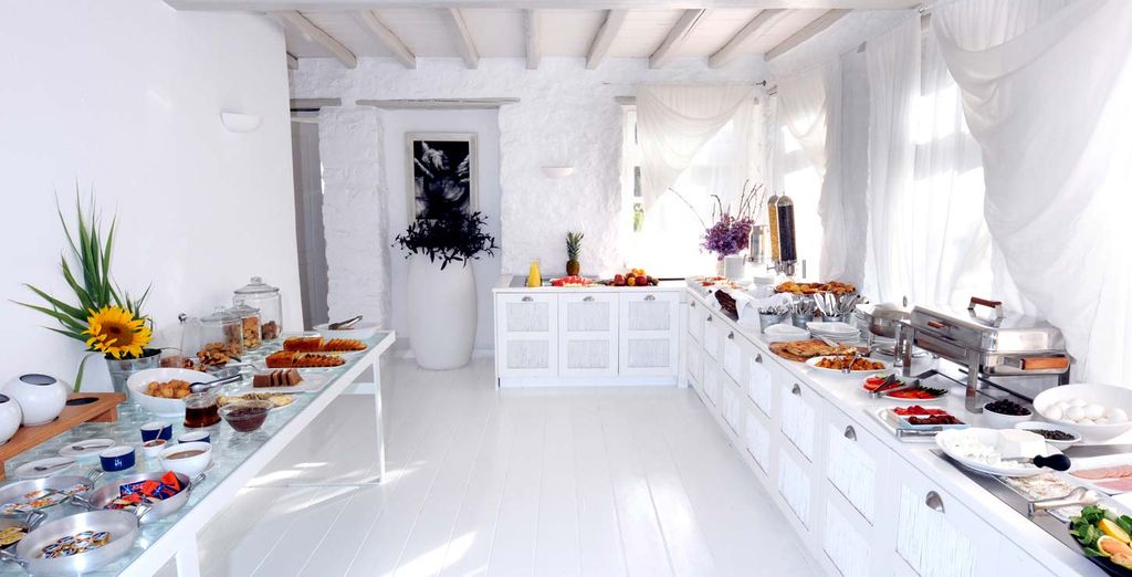Ostraco Suites 4*
