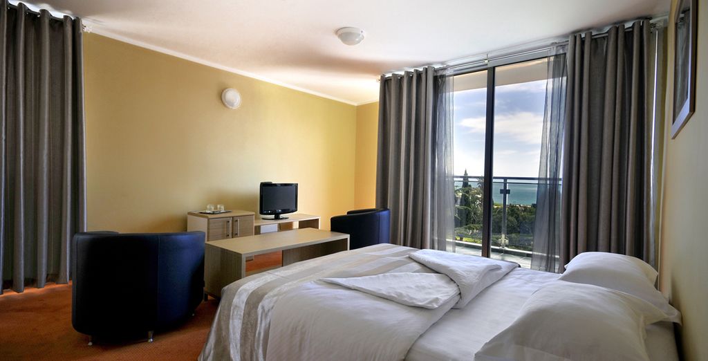 Four Points by Sheraton 4* & Hotel Tara 4*