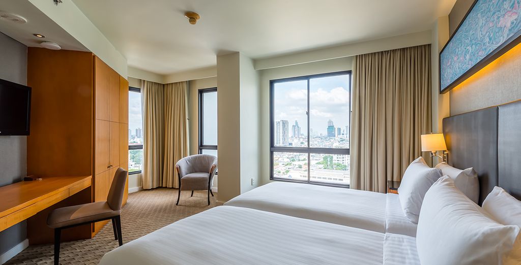 The Leaf on the Sands Khao Lak 4* + Chatrium Residence Sathorn Bangkok 4*