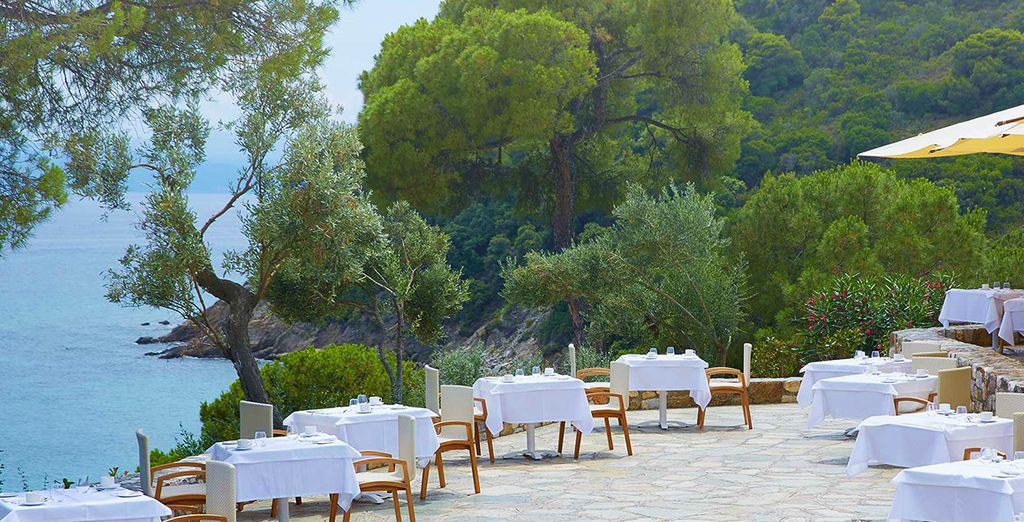 Hotel Elivi 5*