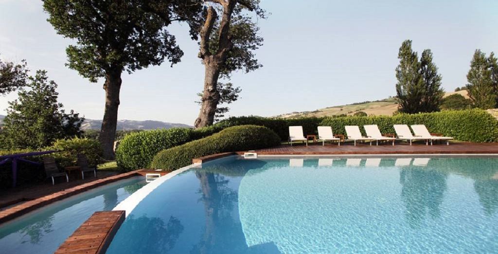 Tenuta Santi Giacomo e Filippo - Urbino Resort Hotel 4*