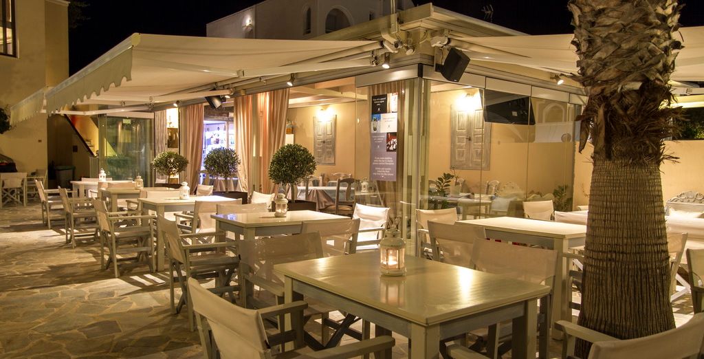 Tour delle Cicladi con estensione a Paros