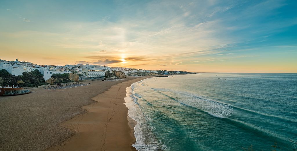 Hotel California Urban Beach - Adults Only