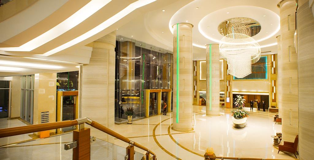 The Grand Fourwings Convention Hotel 5* + Kupu Kupu Phangan Beach Villas & Spa by L’Occitane 5*