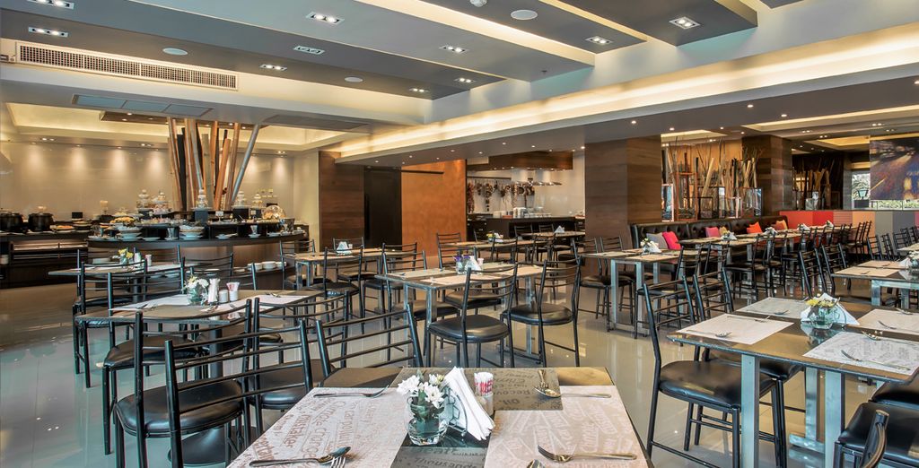 Nuovo City Hotel 4* Bangkok + Hintok River Camp Kanchanaburi + X2 Vibe Phuket Patong 4* 