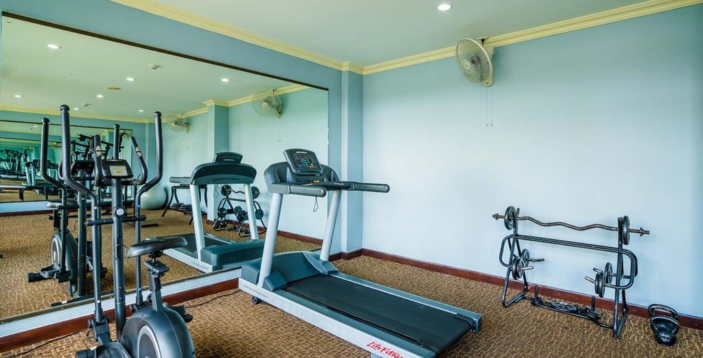 The Sukosol Hotel 5* + Deevana Krabi Resort 4* + Holiday Inn Resort Phi Phi Island 4* + Orchidacea Resort 4*