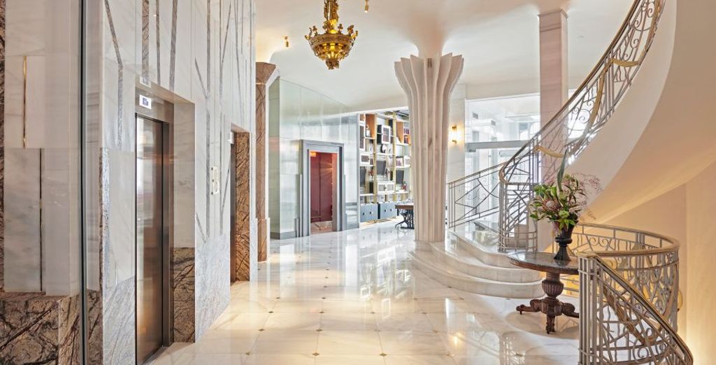 Hyatt Centric Gran Via Madrid 5*