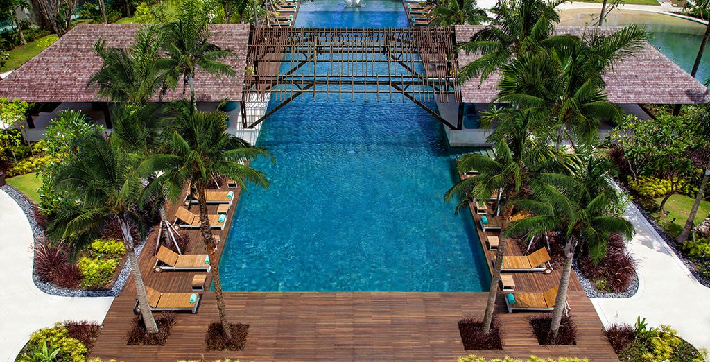 The Mansion Resort Hotel & Spa 5* + Movenpick Resort & spa Jimbaran Bali 5*