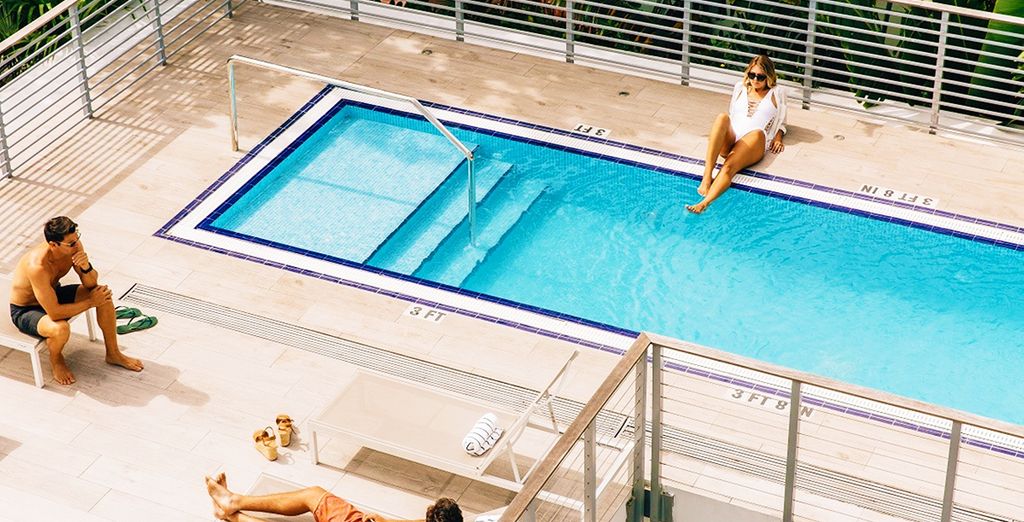 Crociera ai Caraibi con Carnival Conquest e Urbanica The Meridian Hotel