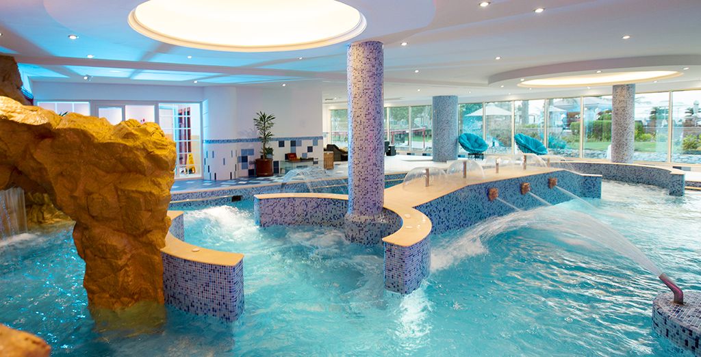 Al Raha Beach Hotel 5*