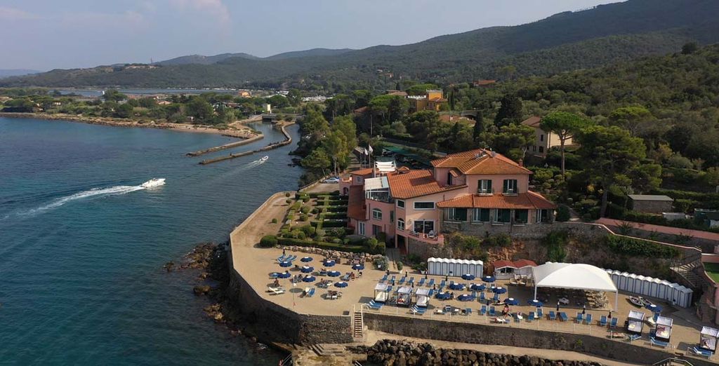 Hotel Villa Domizia 4*