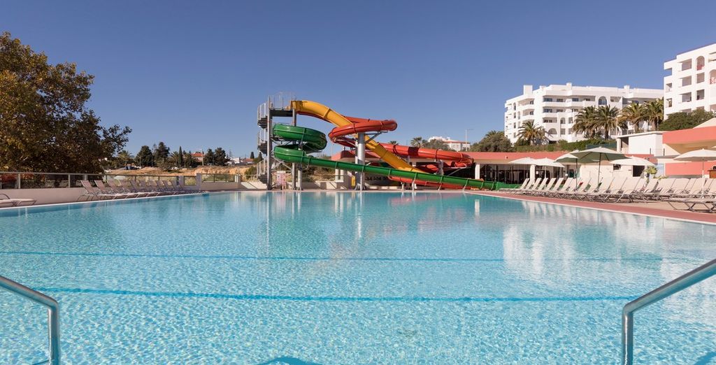 Be Live Family Palmeiras Village 4*