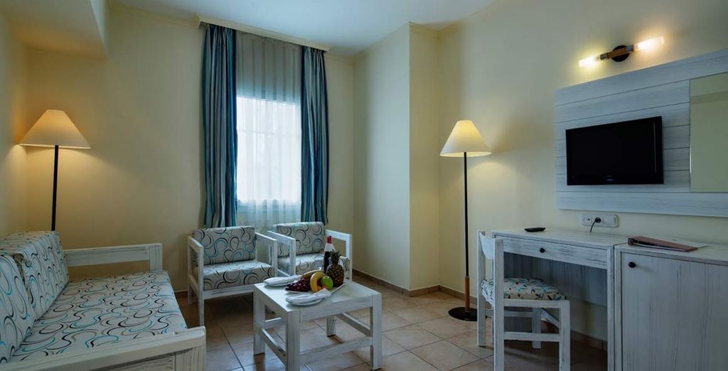 Euphoria Palm Beach Resort 5*