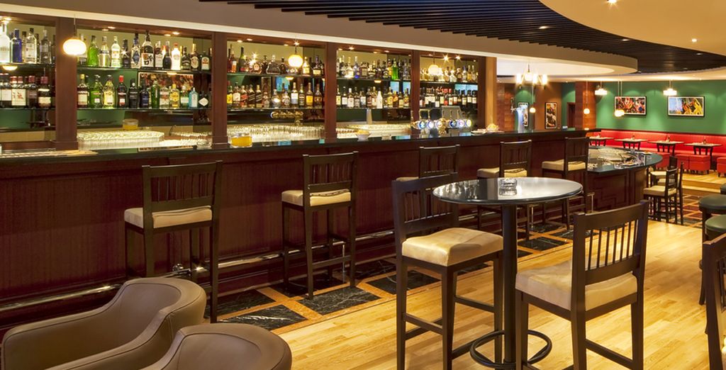PARK REGIS Kris Kin Hotel 5*