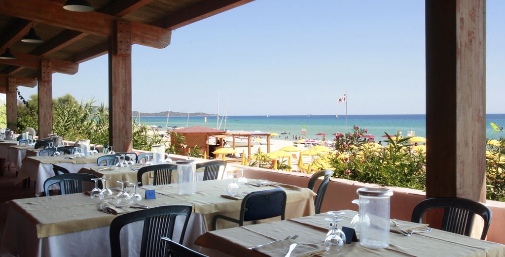 Free Beach Club 4*