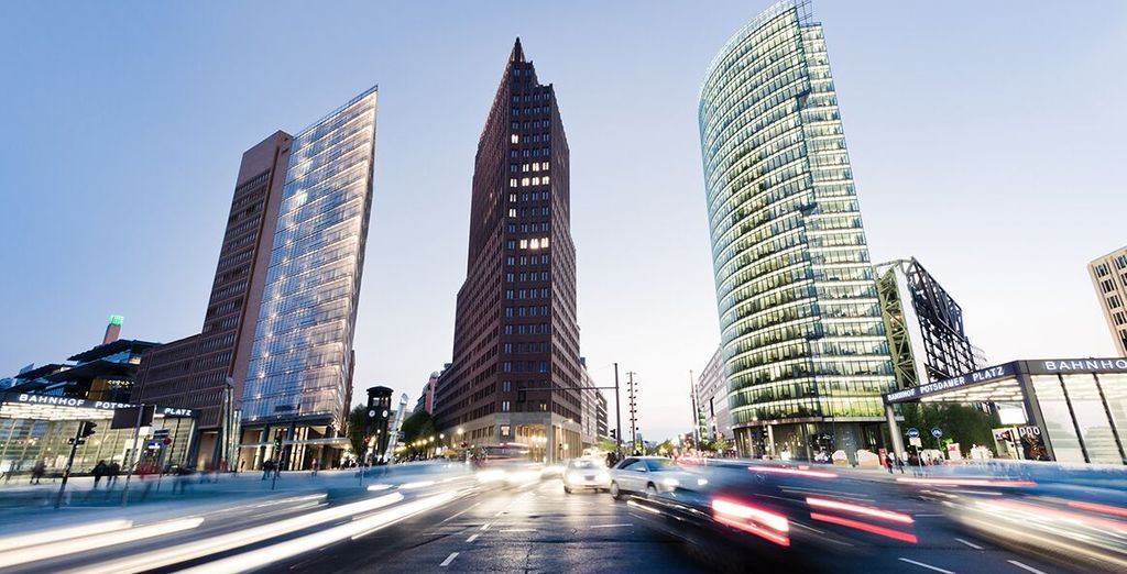 Crowne Plaza Potsdamer Platz 4*