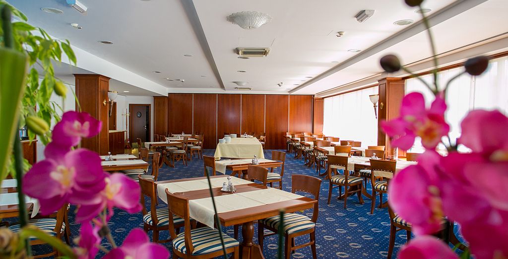 Hotel Meridijan Pag 4*