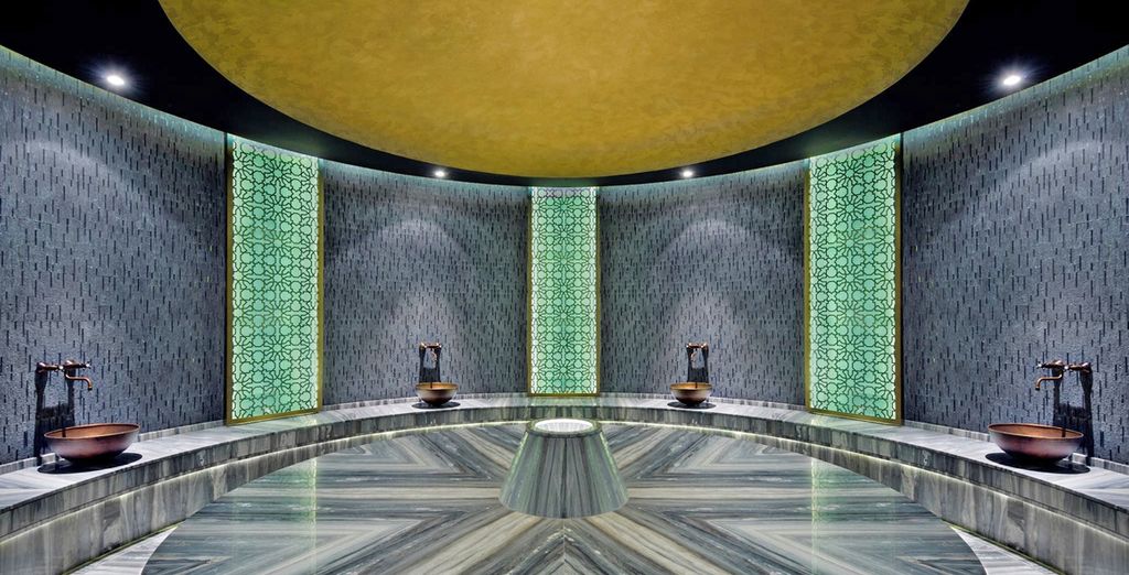 Lapita Dubai Parks & Resorts 4* + Dubai Parks + JW Marriott Marquis Dubai Hotel 5*