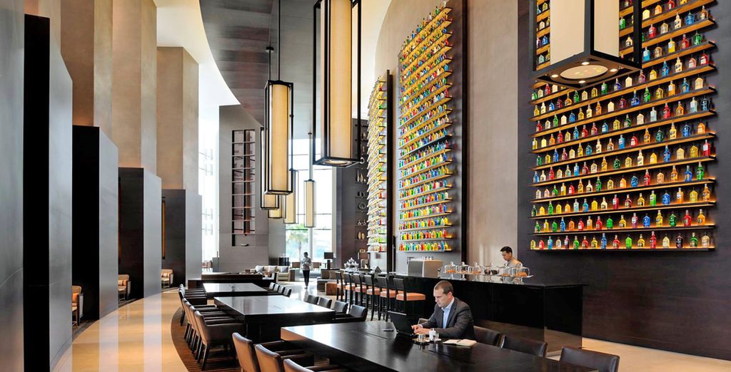 Lapita Dubai Parks & Resorts 4* + Dubai Parks + JW Marriott Marquis Dubai Hotel 5*