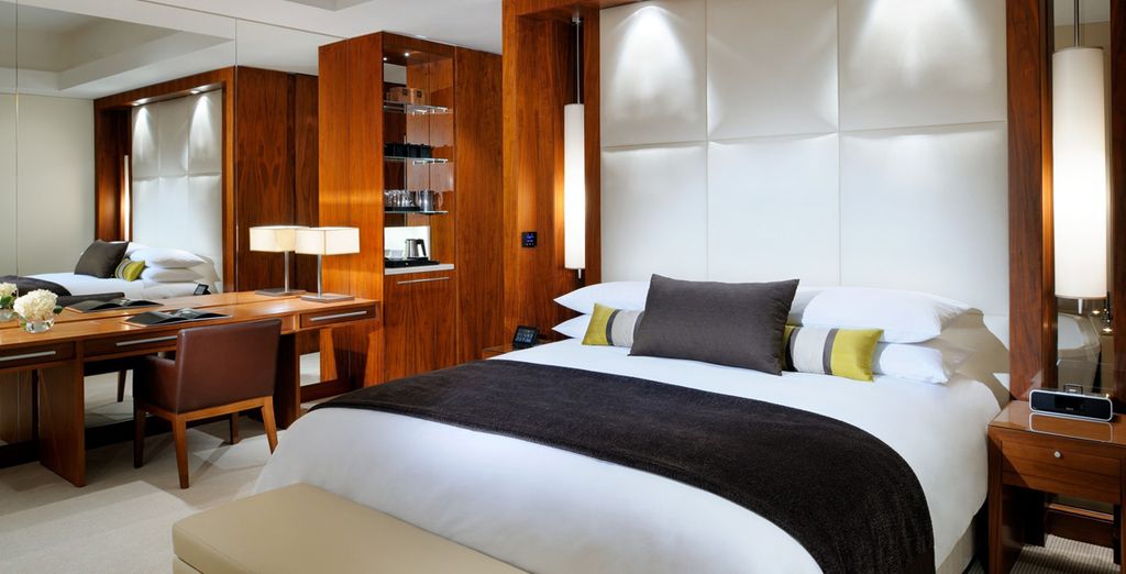 Lapita Dubai Parks & Resorts 4* + Dubai Parks + JW Marriott Marquis Dubai Hotel 5*