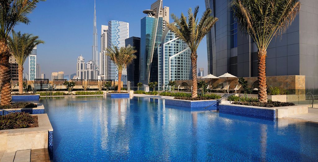 Lapita Dubai Parks & Resorts 4* + Dubai Parks + JW Marriott Marquis Dubai Hotel 5*